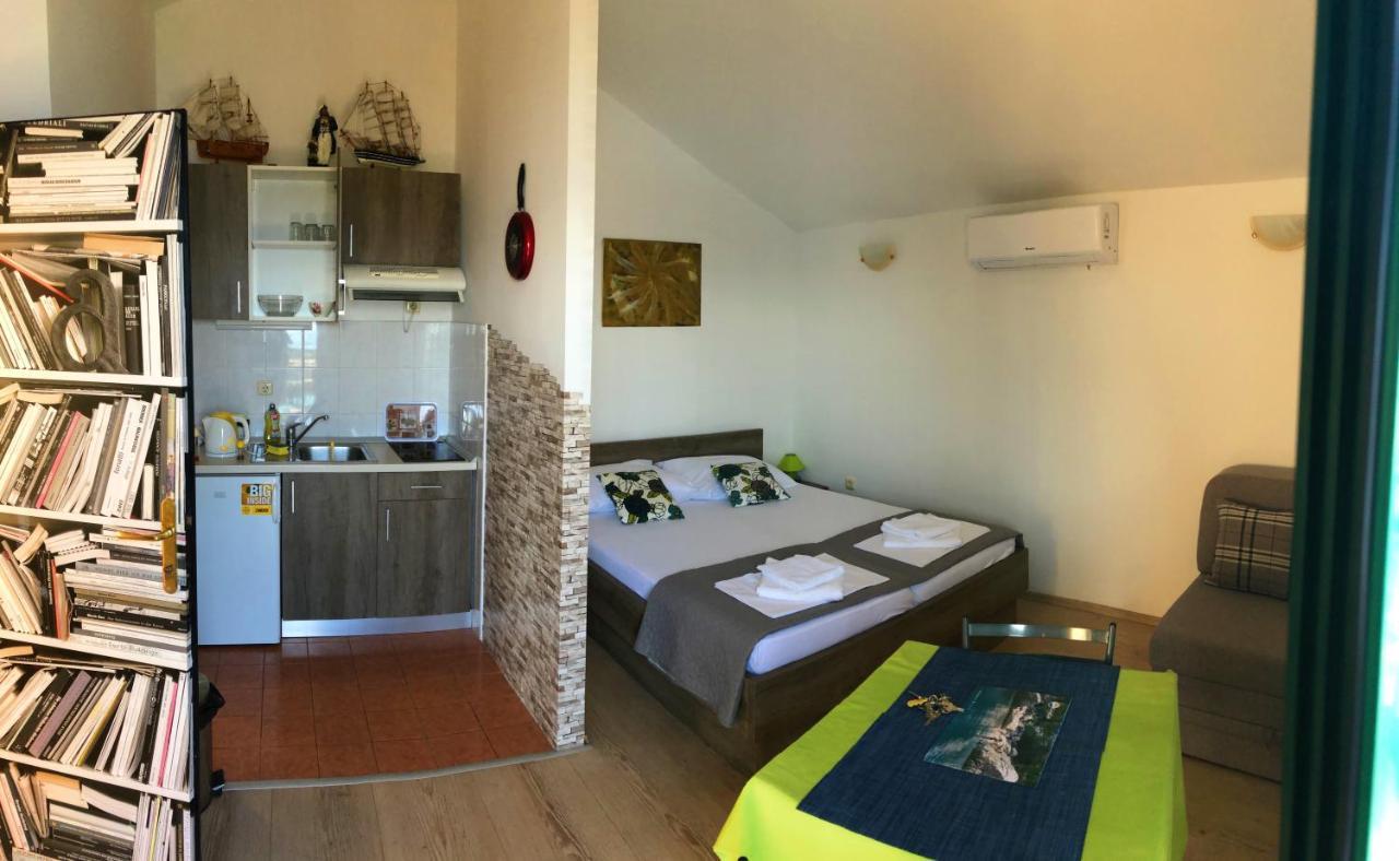Apartman Iris Gradac  Buitenkant foto